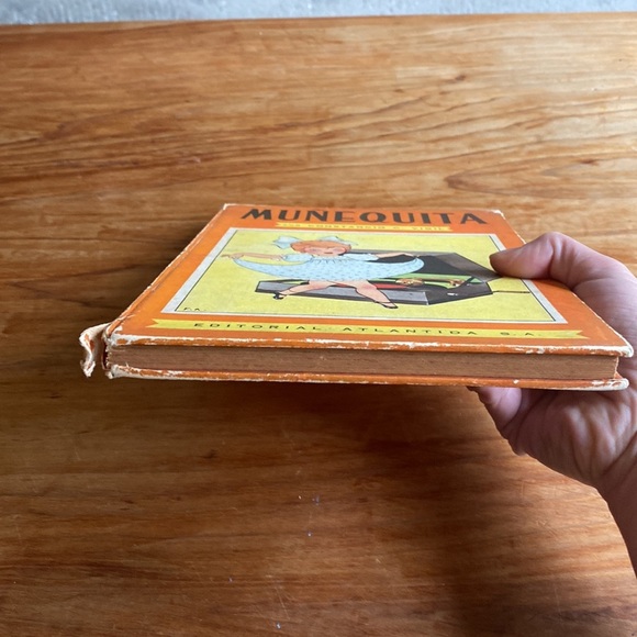 Vintage Spanish Book Muñequita - Picture 8 of 10